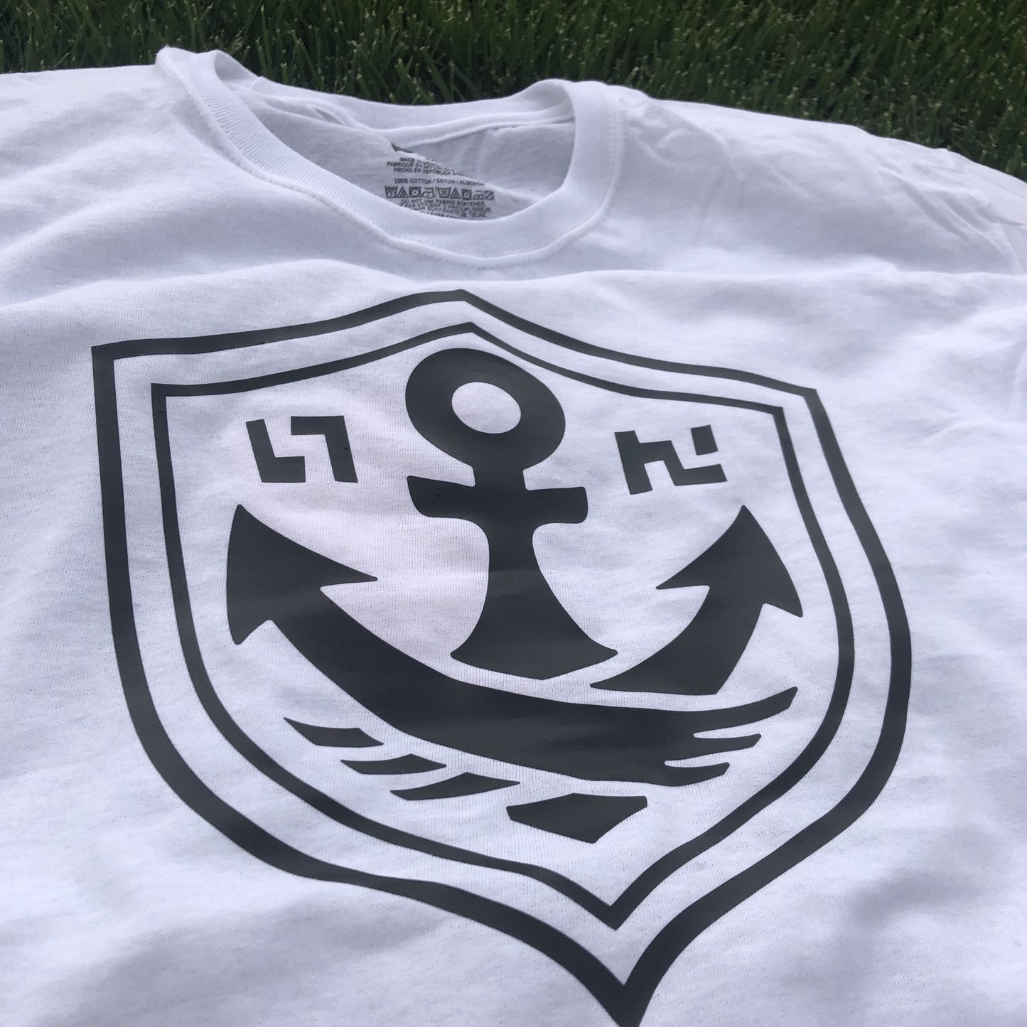 White Anchor T-Shirt - Splatoon 2